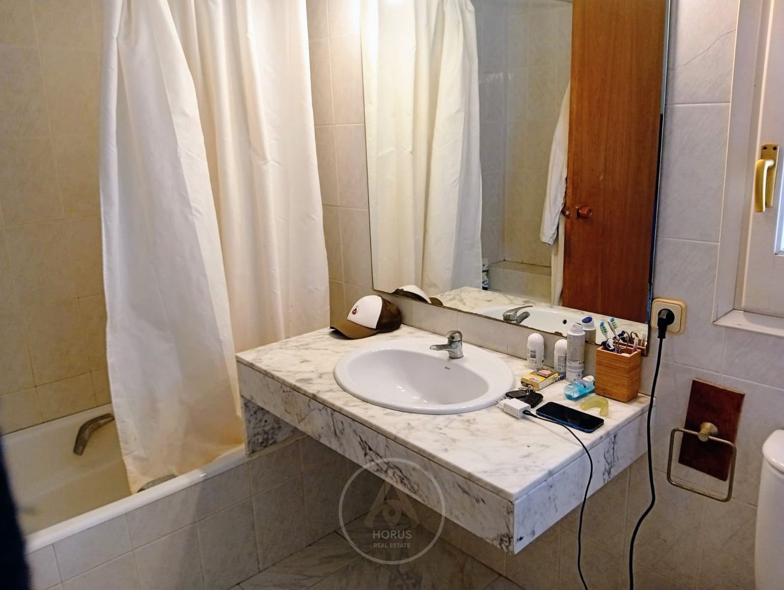 5 makuuhuone Asunto myytävänä paikassa Sant Cebria de Vallalta mukana uima-altaan 
autotalli - 430 000 € (Ref: 9432794)