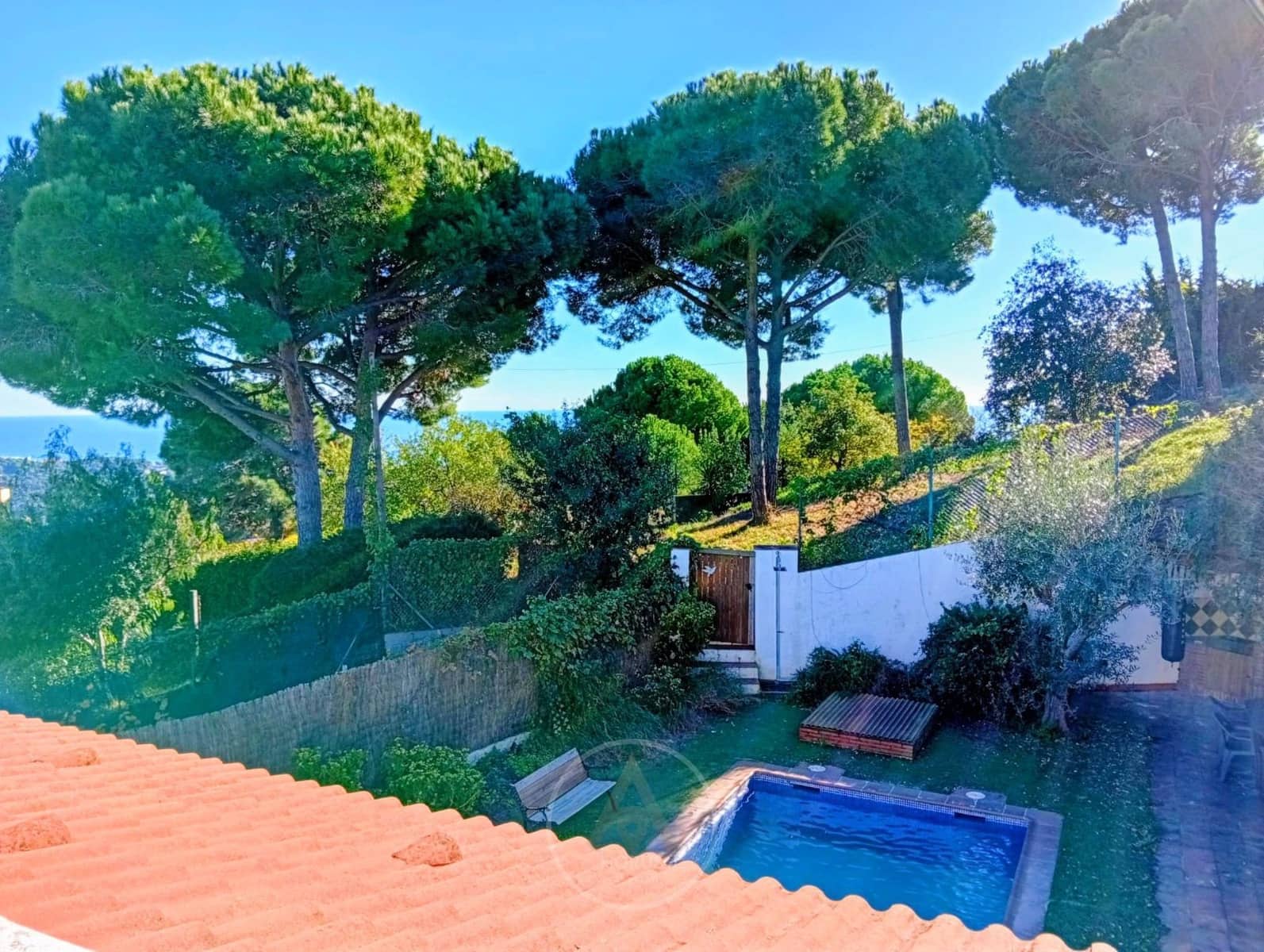 5 makuuhuone Asunto myytävänä paikassa Sant Cebria de Vallalta mukana uima-altaan 
autotalli - 430 000 € (Ref: 9432794)