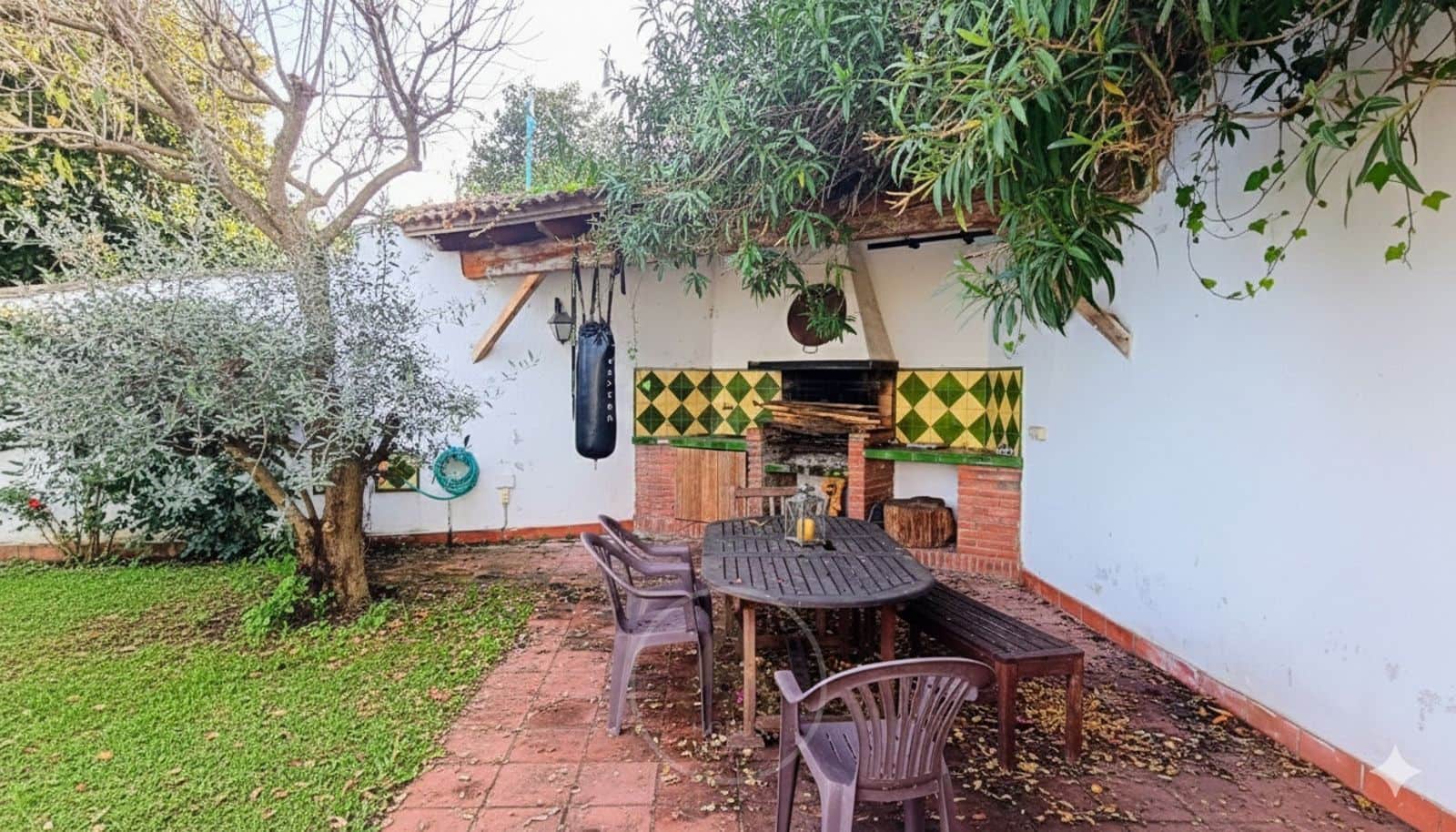 5 makuuhuone Asunto myytävänä paikassa Sant Cebria de Vallalta mukana uima-altaan 
autotalli - 430 000 € (Ref: 9432794)