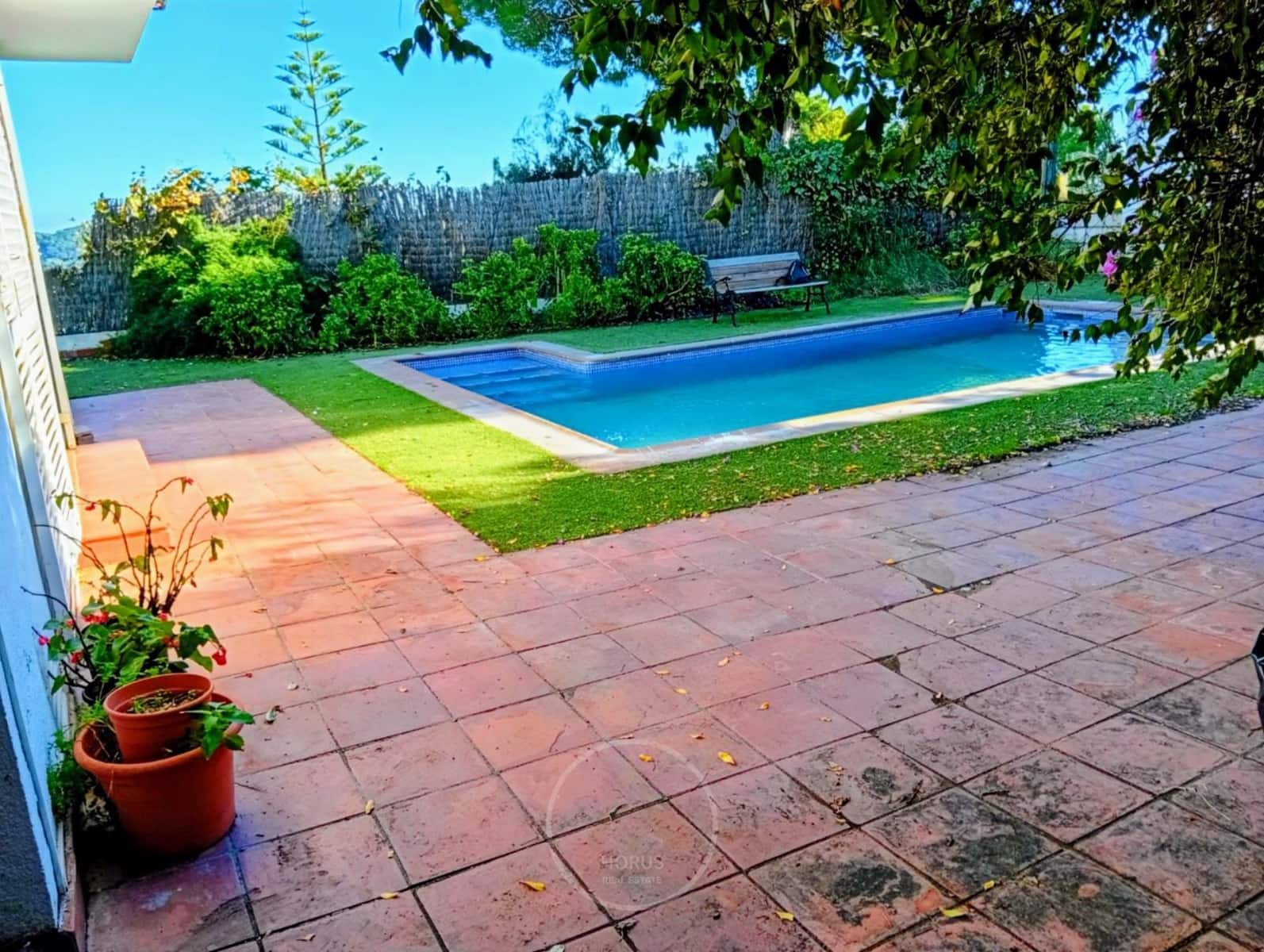 5 makuuhuone Asunto myytävänä paikassa Sant Cebria de Vallalta mukana uima-altaan 
autotalli - 430 000 € (Ref: 9432794)