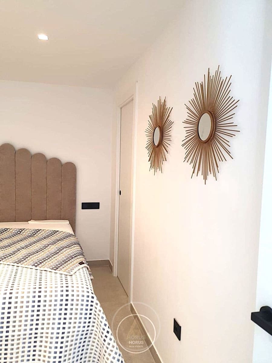 2 makuuhuone Asunto vuokrattavana paikassa Benidorm mukana uima-altaan 
autotalli - 1 550 € (Ref: 9444983)