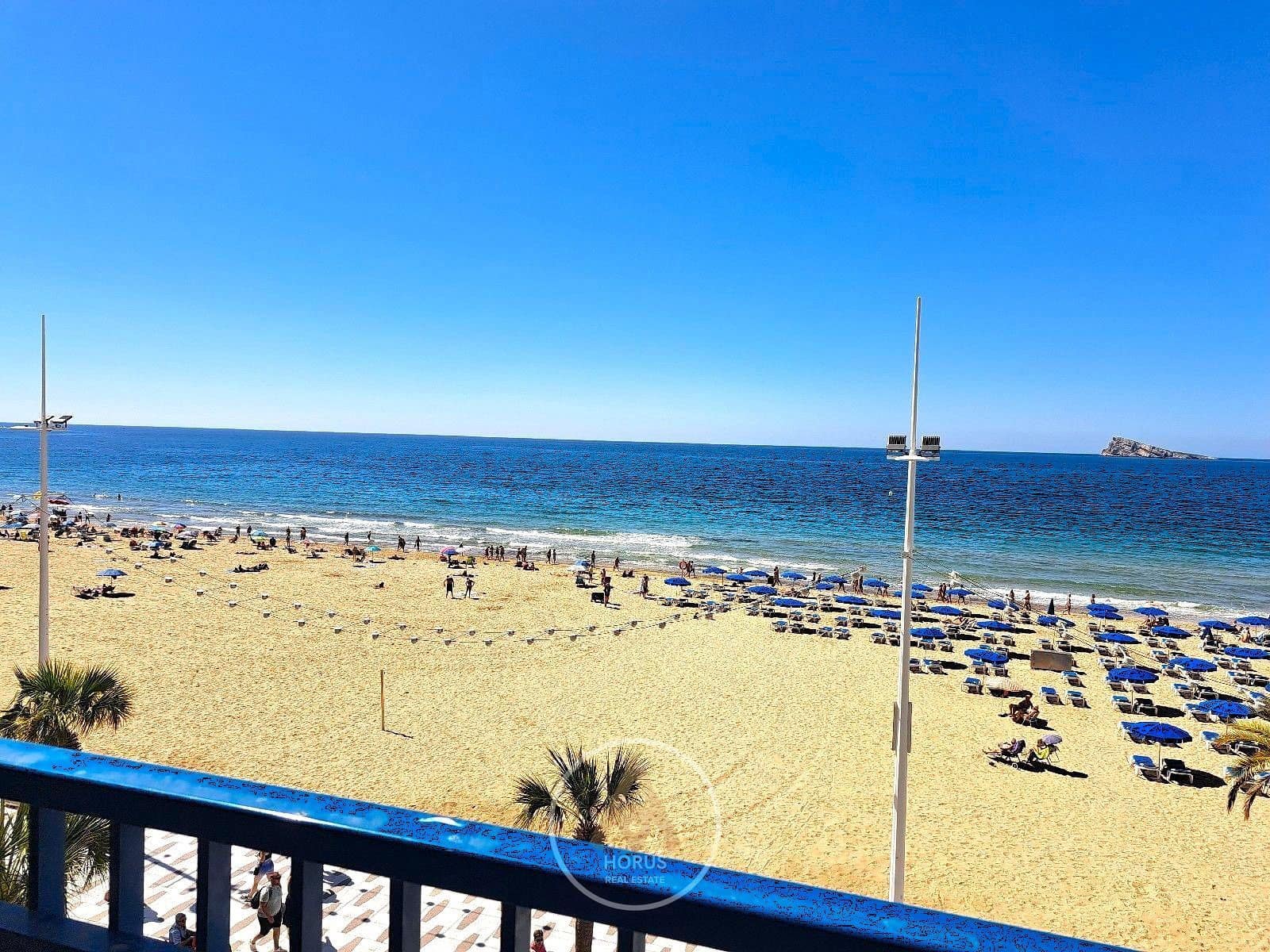 2 bedroom Flat for rent in Benidorm with garage - € 1,500 (Ref: 9445513)