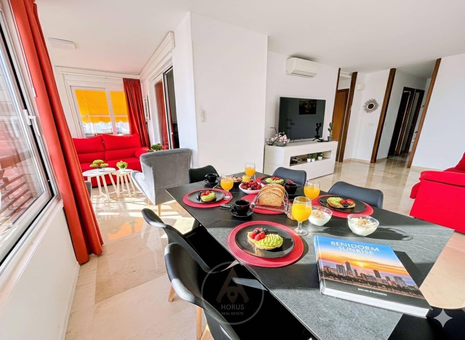 2 slaapkamer Flat te huur in Benidorm met zwembad - € 1.500 (Ref: 9464978)