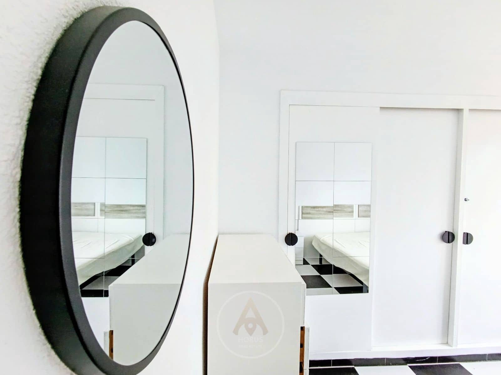 2 soverom Leilighet til leie i Benidorm med svømmebasseng garasje - € 1 550 (Ref: 9464979)