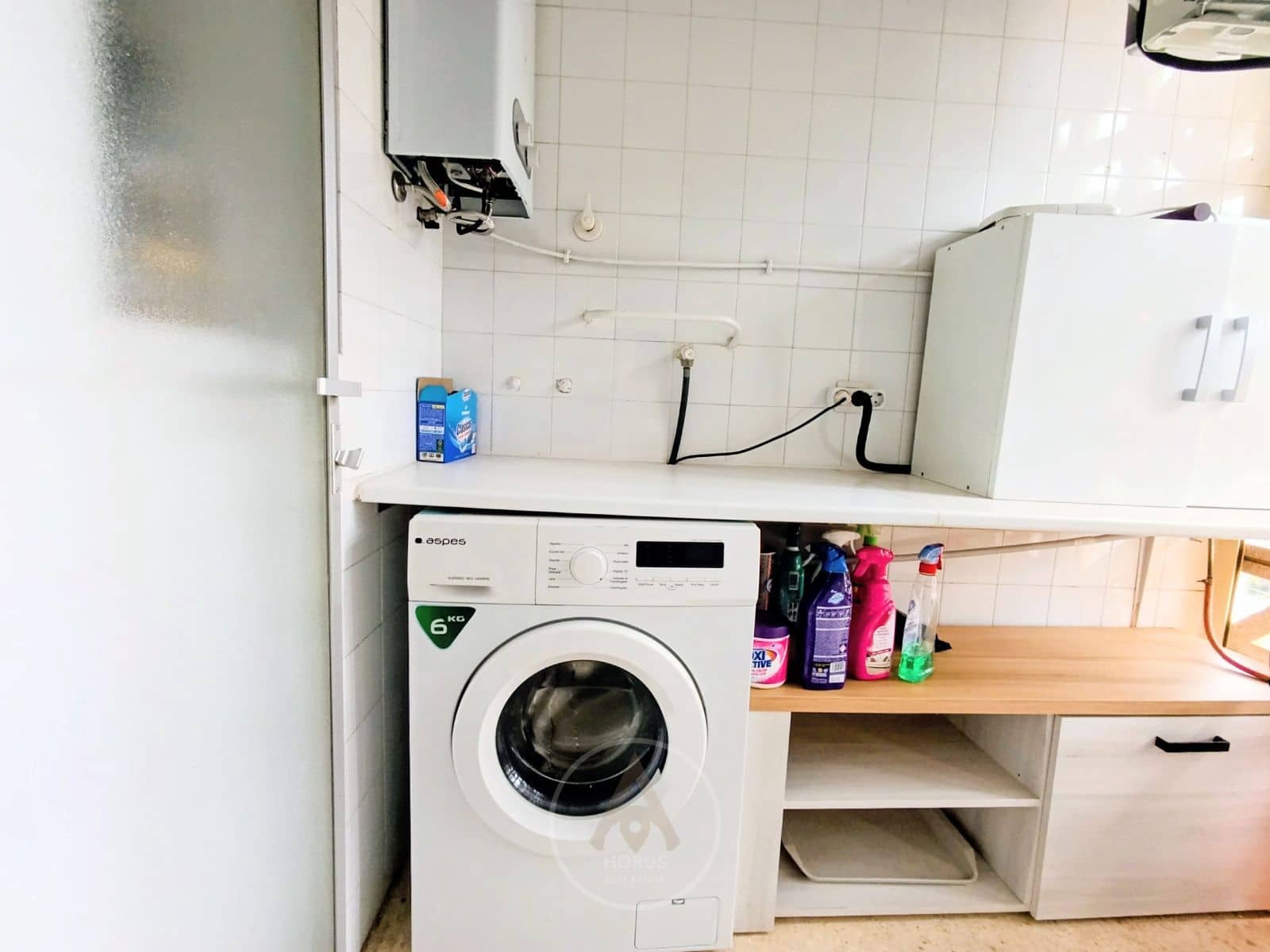 2 soverom Leilighet til leie i Benidorm med svømmebasseng garasje - € 1 550 (Ref: 9464979)
