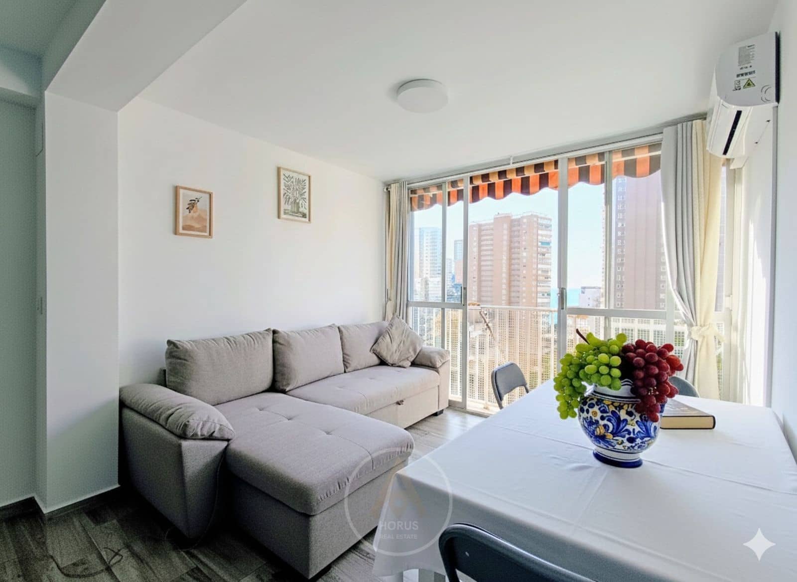 1 sypialnia Mieszkanie do wynajęcia w Benidorm z basenem - 850 € (Ref: 9465049)