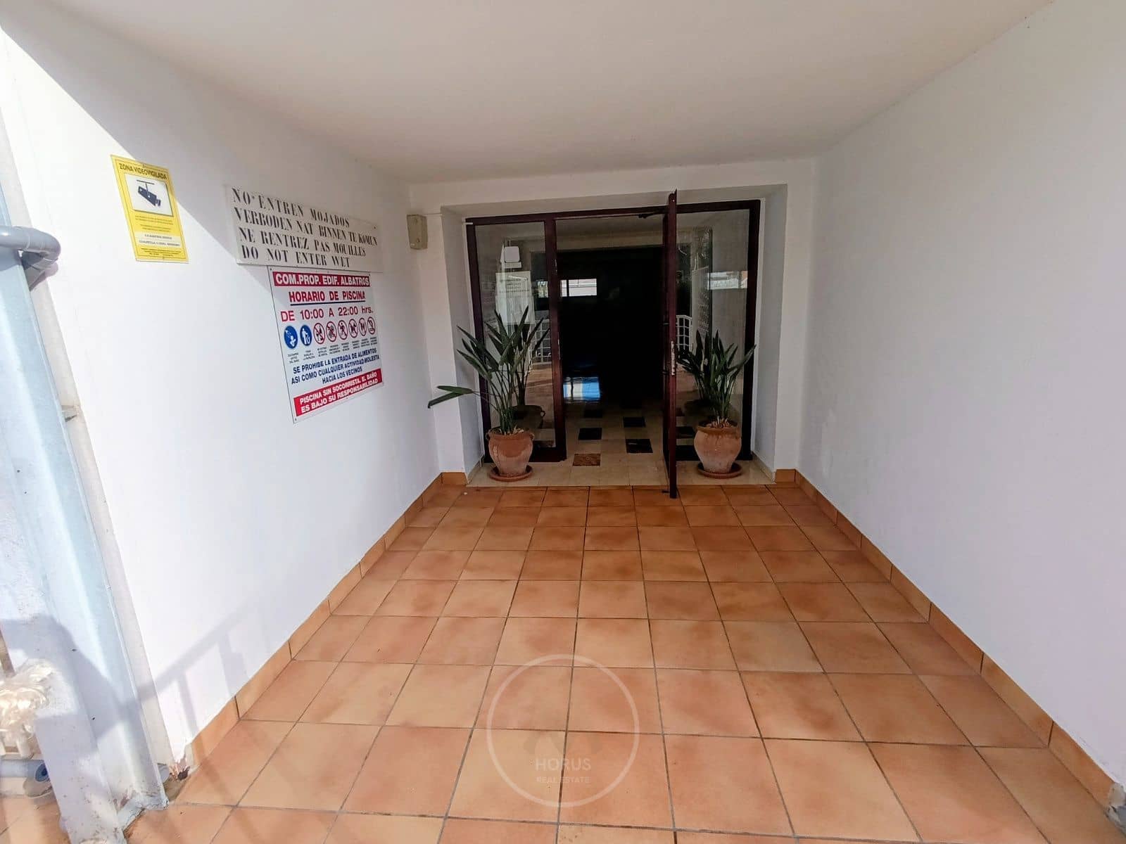 1 sypialnia Mieszkanie do wynajęcia w Benidorm z basenem - 850 € (Ref: 9465049)