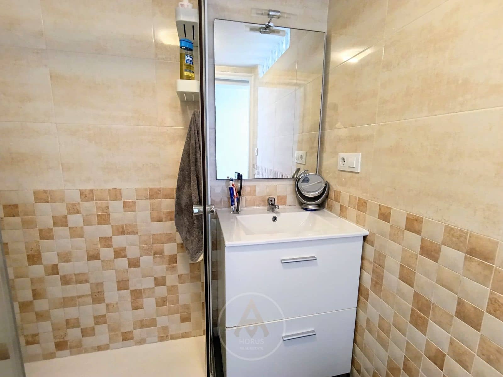 1 sypialnia Mieszkanie do wynajęcia w Benidorm z basenem - 850 € (Ref: 9465049)