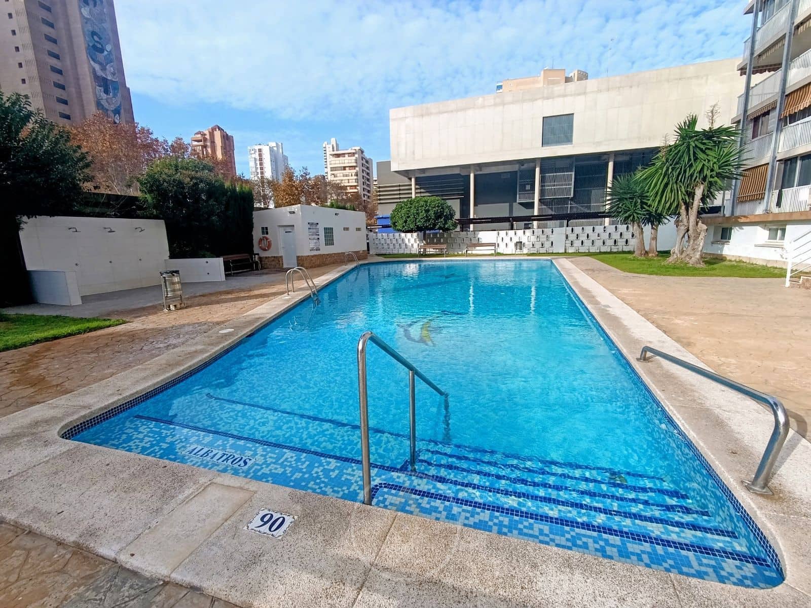 1 sypialnia Mieszkanie do wynajęcia w Benidorm z basenem - 850 € (Ref: 9465049)