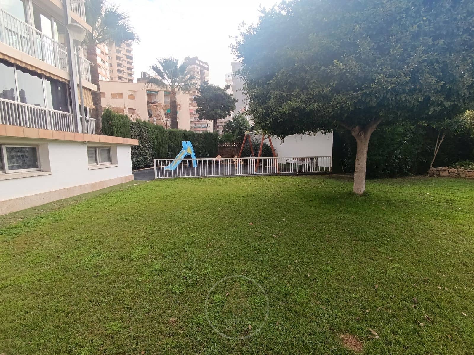 1 sypialnia Mieszkanie do wynajęcia w Benidorm z basenem - 850 € (Ref: 9465049)