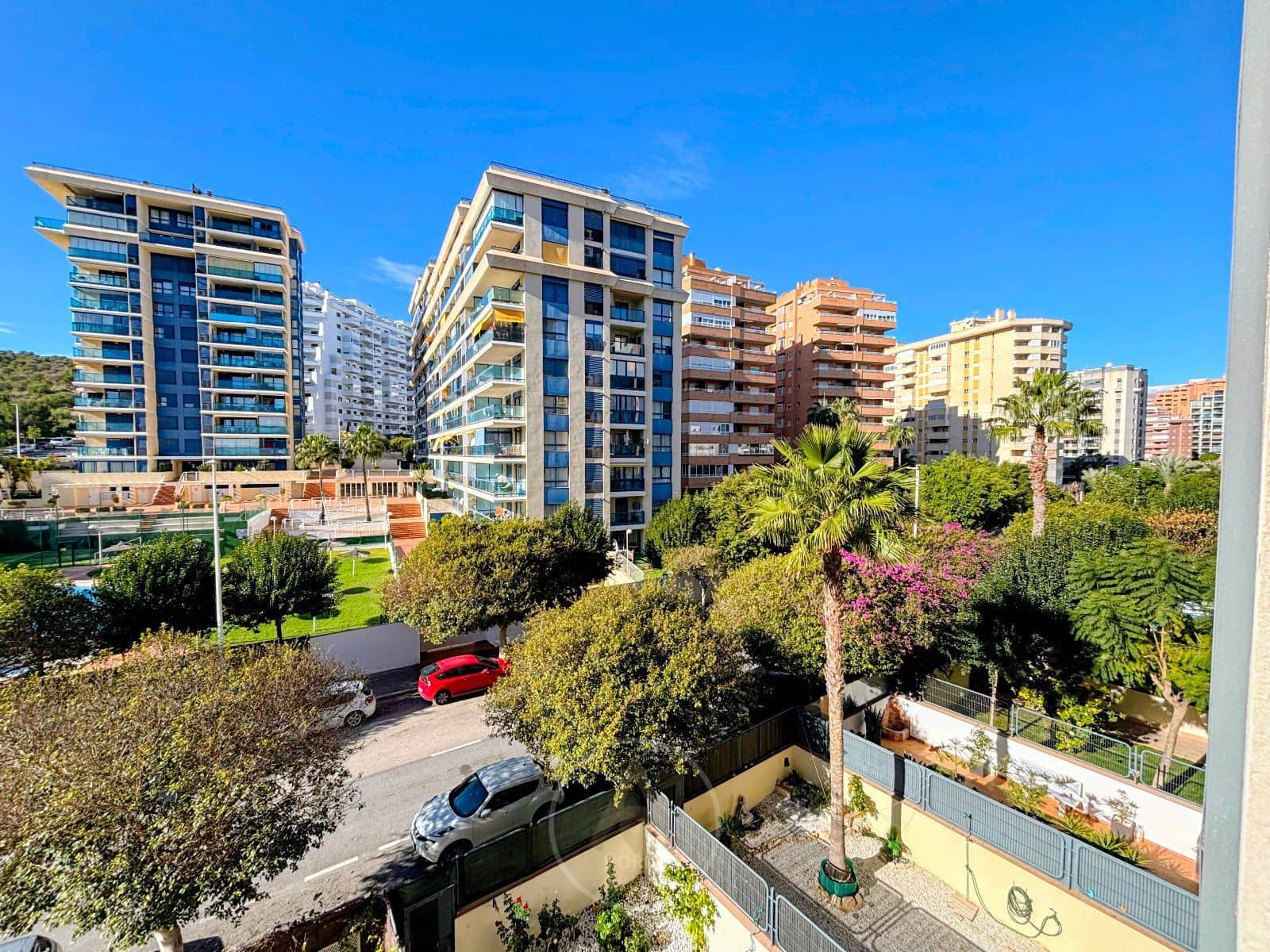 Piso de 1 habitación en La Villajoyosa / Vila Joiosa en alquiler con piscina - 1.050 € (Ref: 9518422)