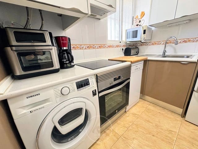 2 slaapkamer Flat te koop in Juzgados - Plaza de Toros, Benidorm met zwembad garage - € 198.000 (Ref: 9518577)