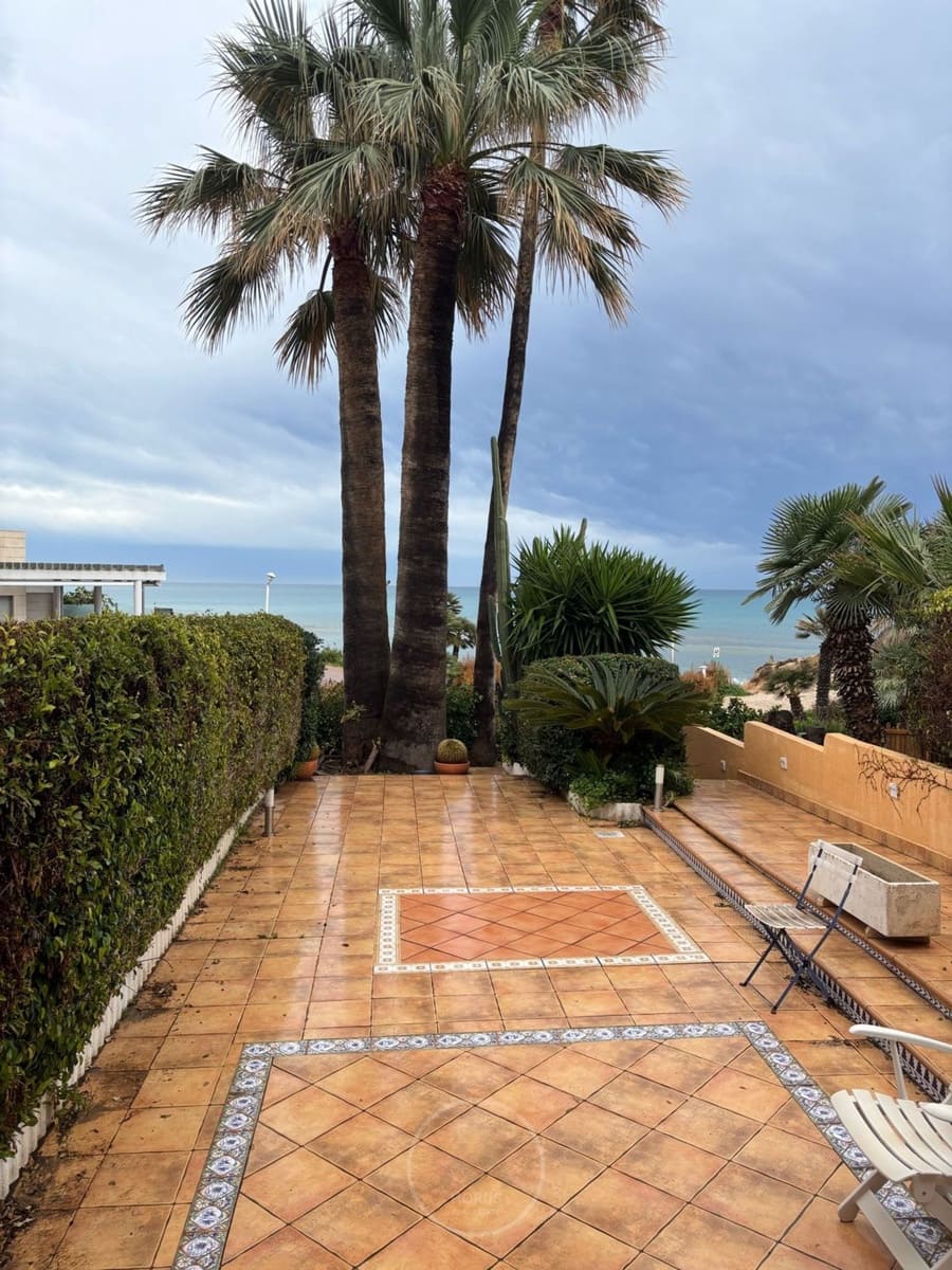 5 soverom Hus til salgs i El Campello med svømmebasseng garasje - € 715 000 (Ref: 9521112)