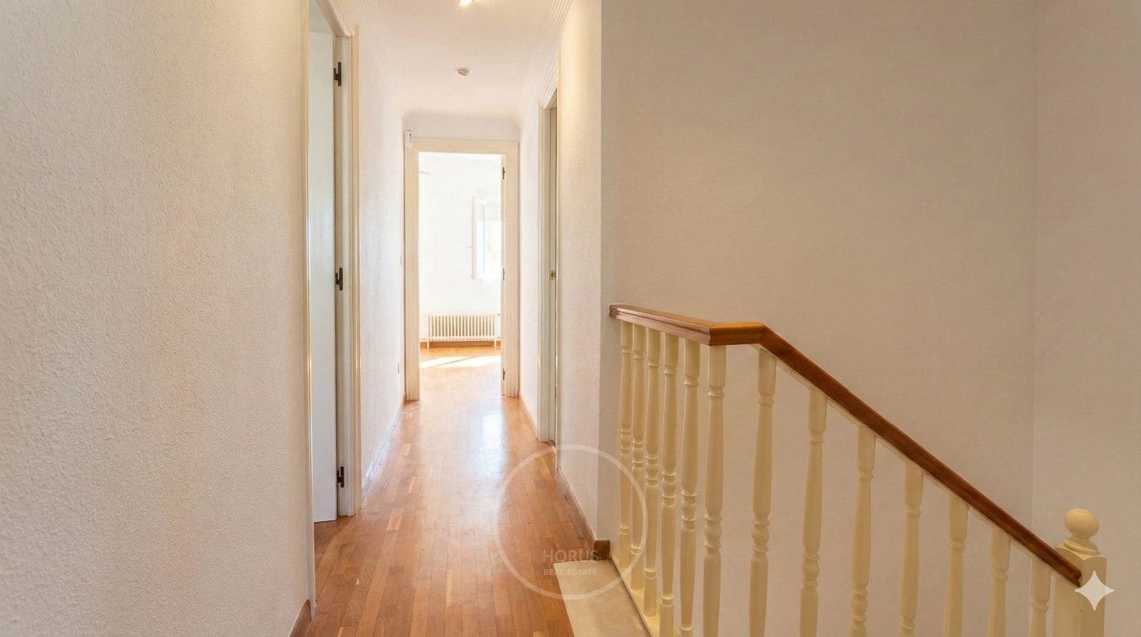 5 soverom Hus til salgs i El Campello med svømmebasseng garasje - € 715 000 (Ref: 9521112)