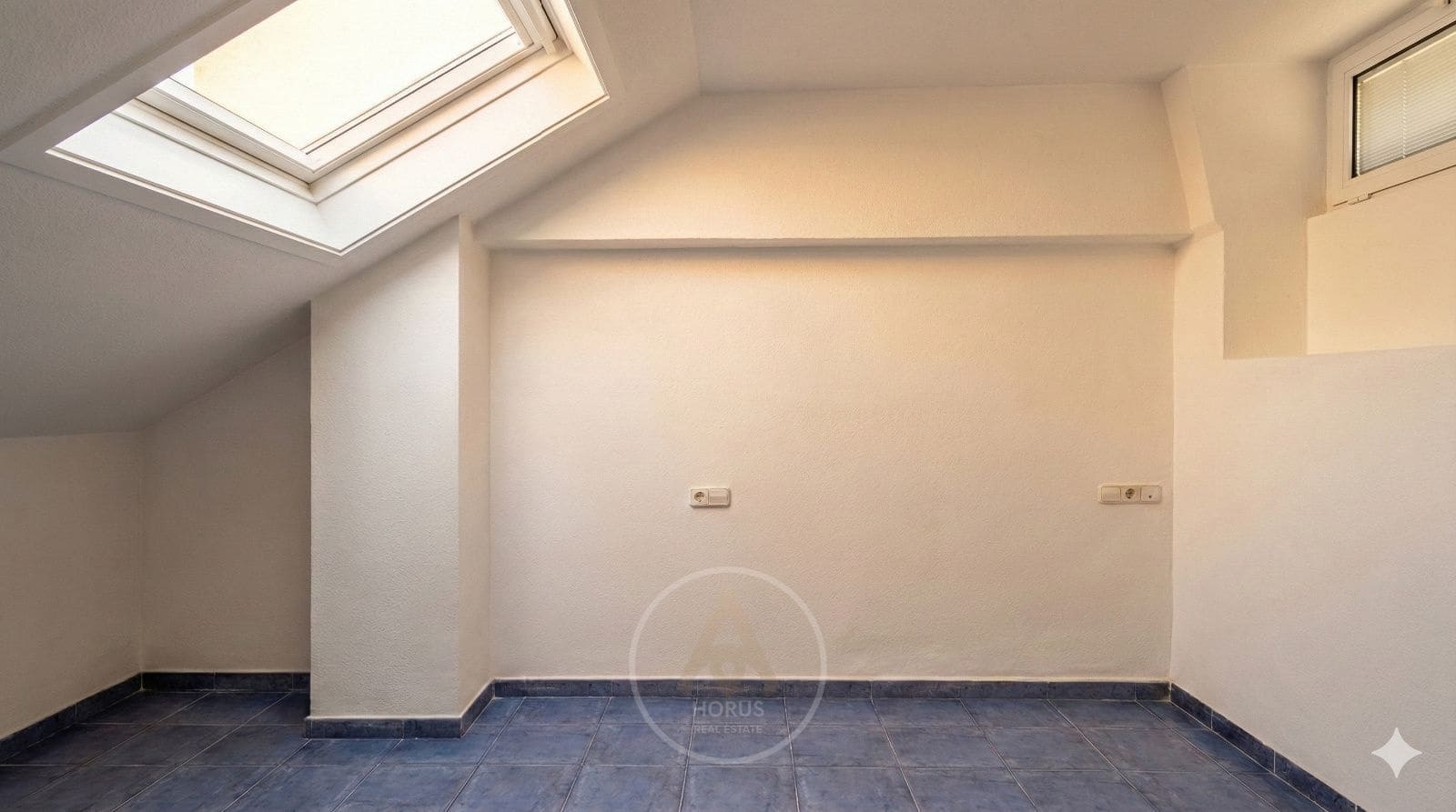 5 soverom Hus til salgs i El Campello med svømmebasseng garasje - € 715 000 (Ref: 9521112)