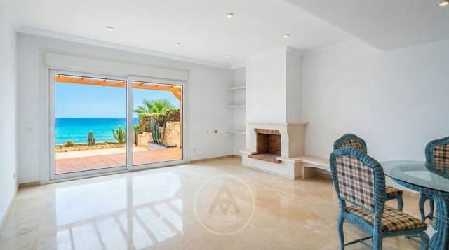 5 soverom Hus til salgs i El Campello med svømmebasseng garasje - € 715 000 (Ref: 9521112)