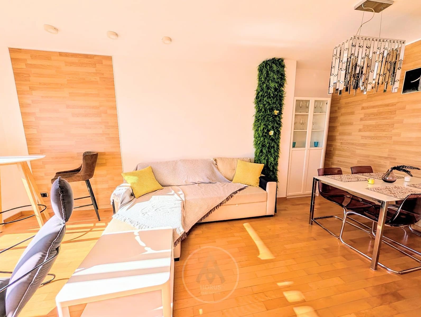 3 slaapkamer Flat te koop in Santa Susanna met zwembad garage - € 350.000 (Ref: 9523921)