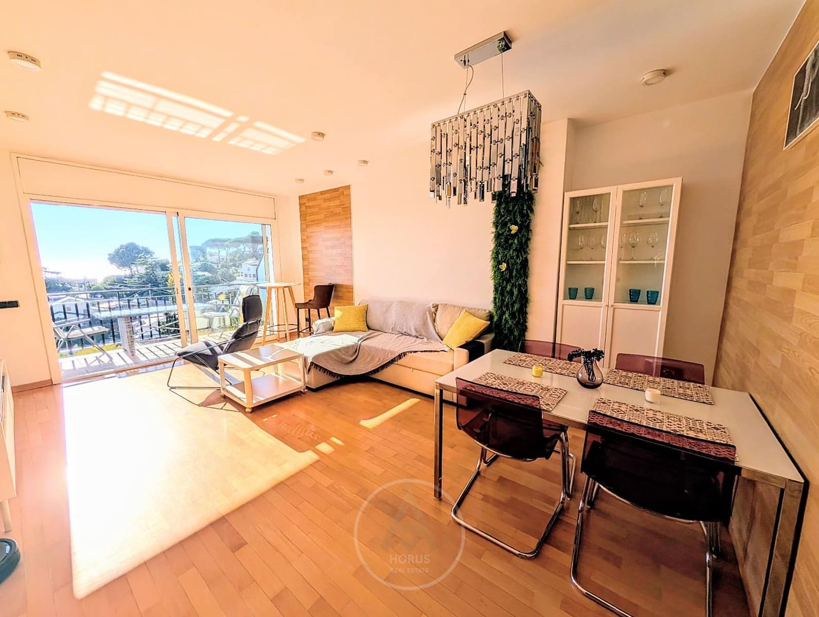 3 slaapkamer Flat te koop in Santa Susanna met zwembad garage - € 350.000 (Ref: 9523921)