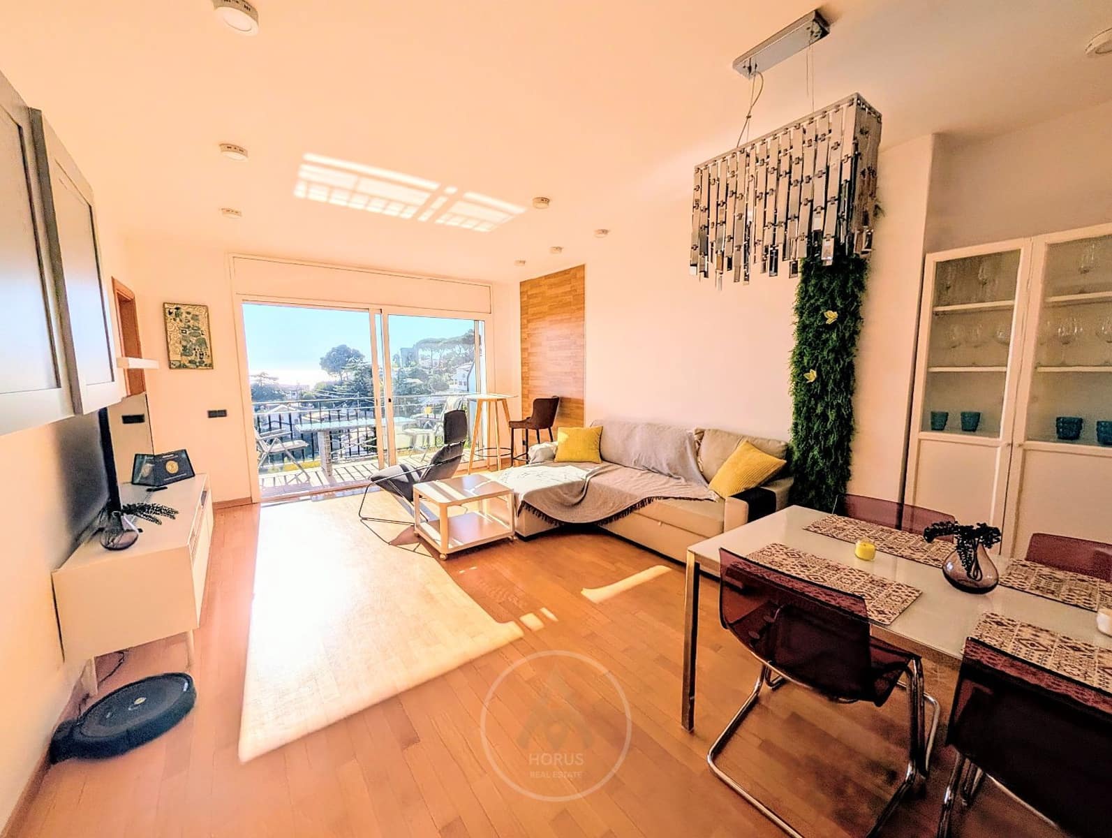 3 slaapkamer Flat te koop in Santa Susanna met zwembad garage - € 350.000 (Ref: 9523921)