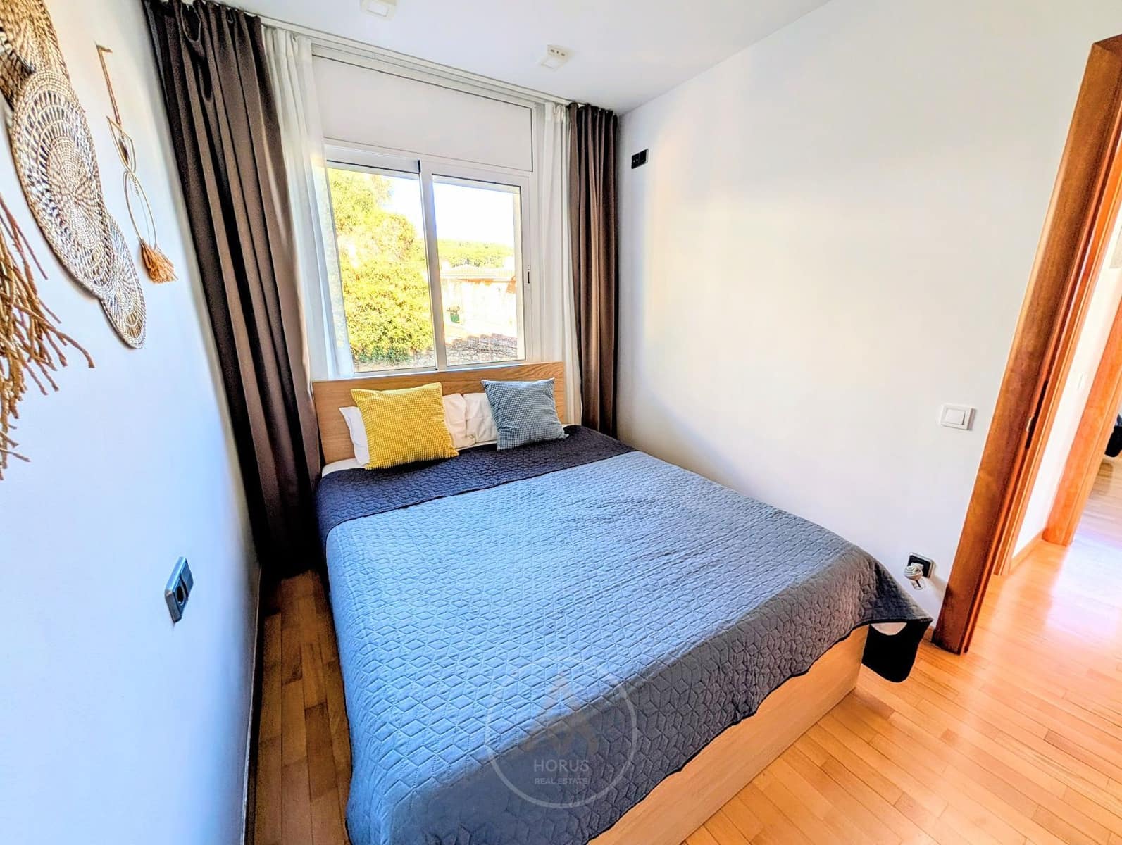 3 slaapkamer Flat te koop in Santa Susanna met zwembad garage - € 350.000 (Ref: 9523921)