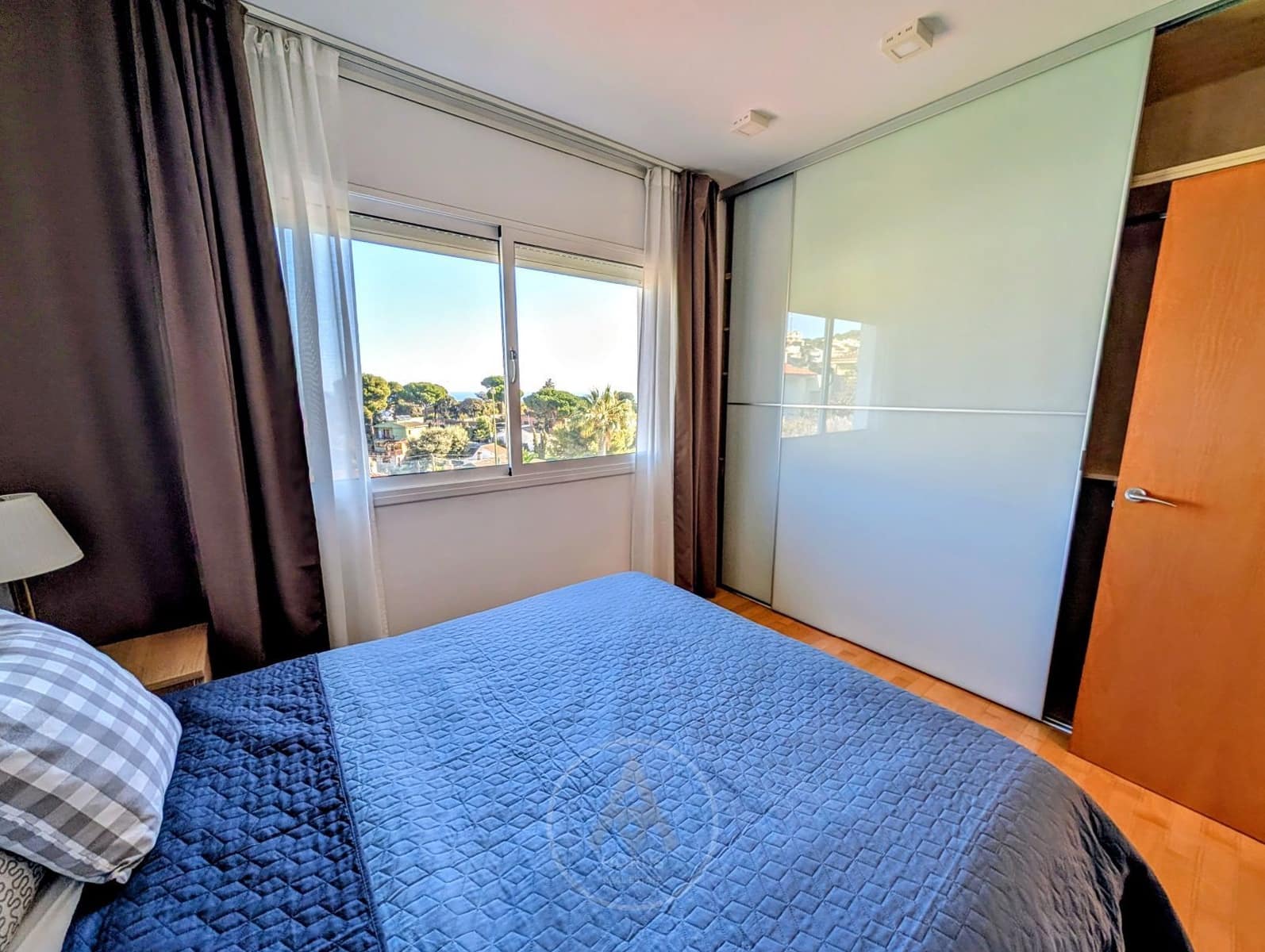 3 slaapkamer Flat te koop in Santa Susanna met zwembad garage - € 350.000 (Ref: 9523921)