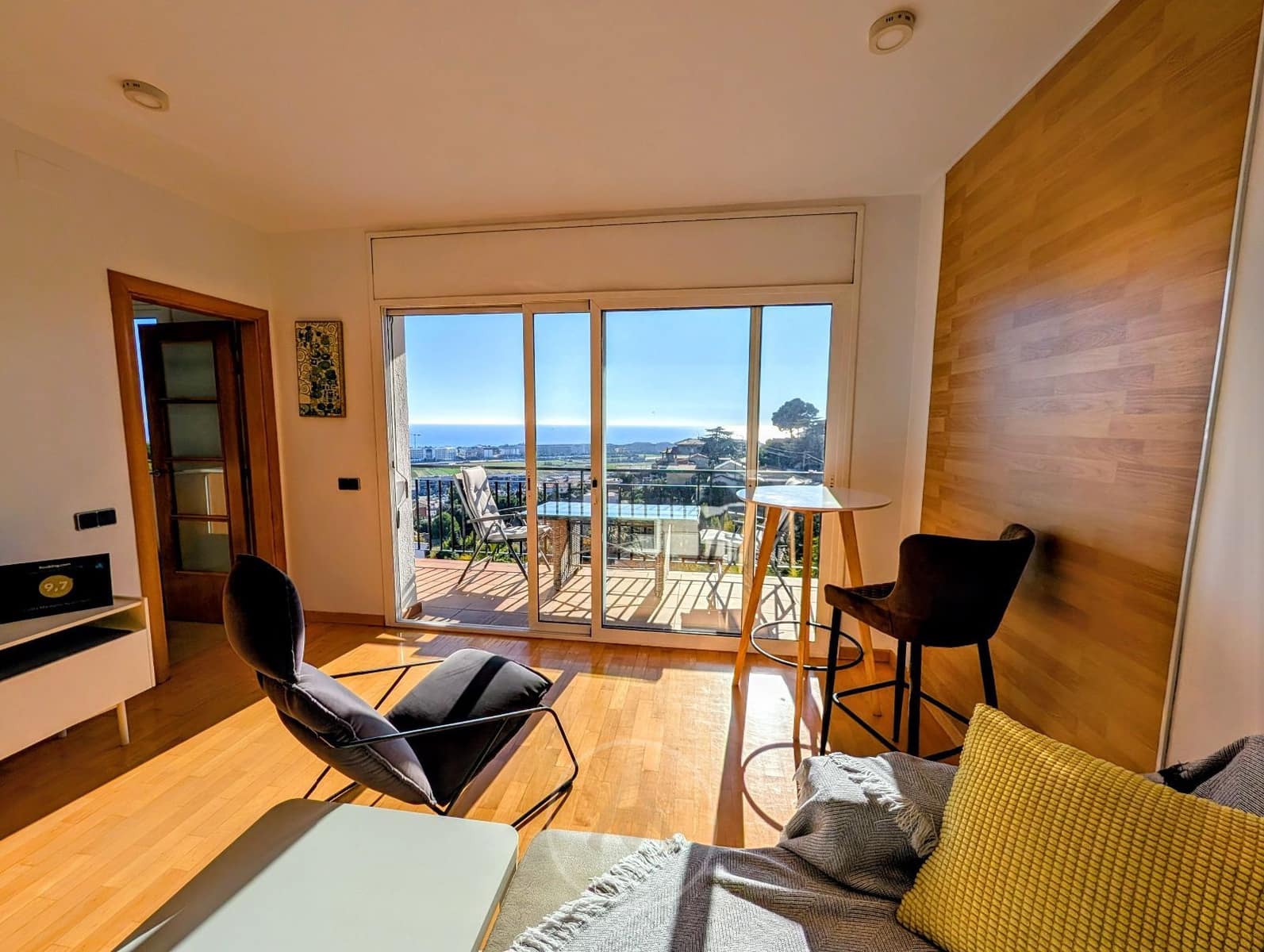 3 slaapkamer Flat te koop in Santa Susanna met zwembad garage - € 350.000 (Ref: 9523921)