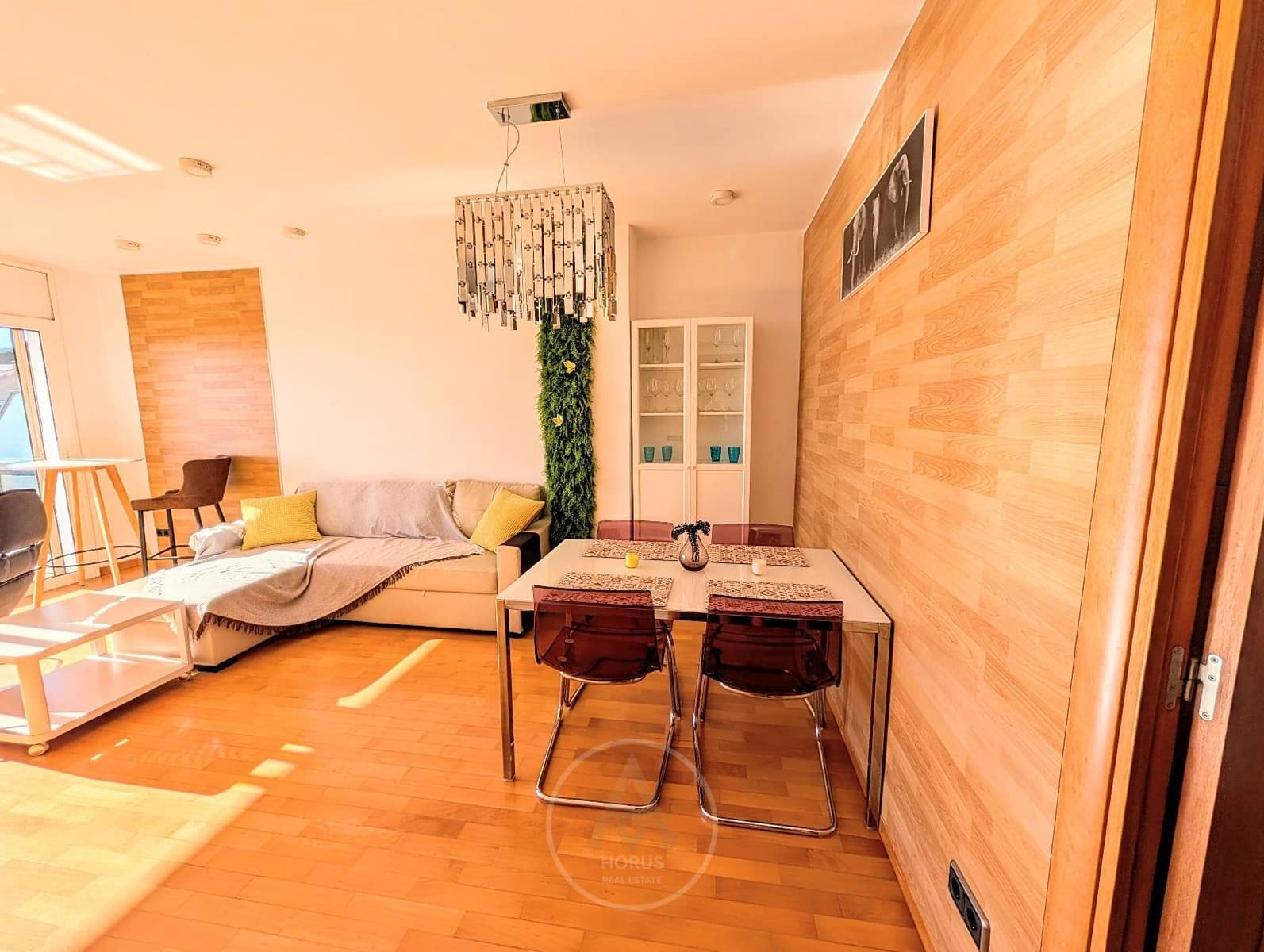 3 slaapkamer Flat te koop in Santa Susanna met zwembad garage - € 350.000 (Ref: 9523921)