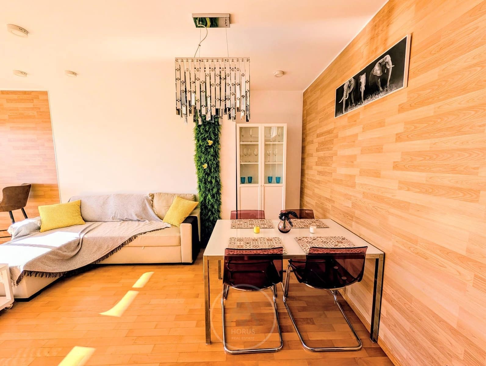 3 slaapkamer Flat te koop in Santa Susanna met zwembad garage - € 350.000 (Ref: 9523921)