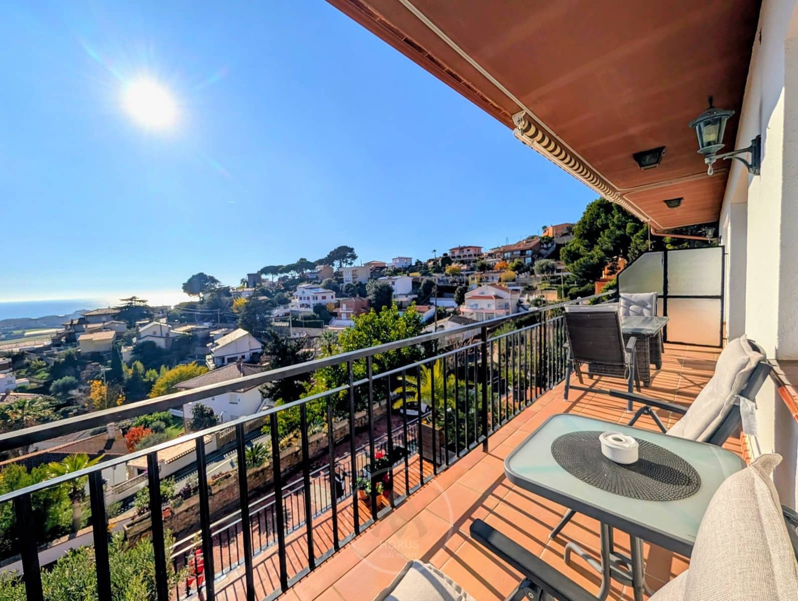 3 slaapkamer Flat te koop in Santa Susanna met zwembad garage - € 350.000 (Ref: 9523921)