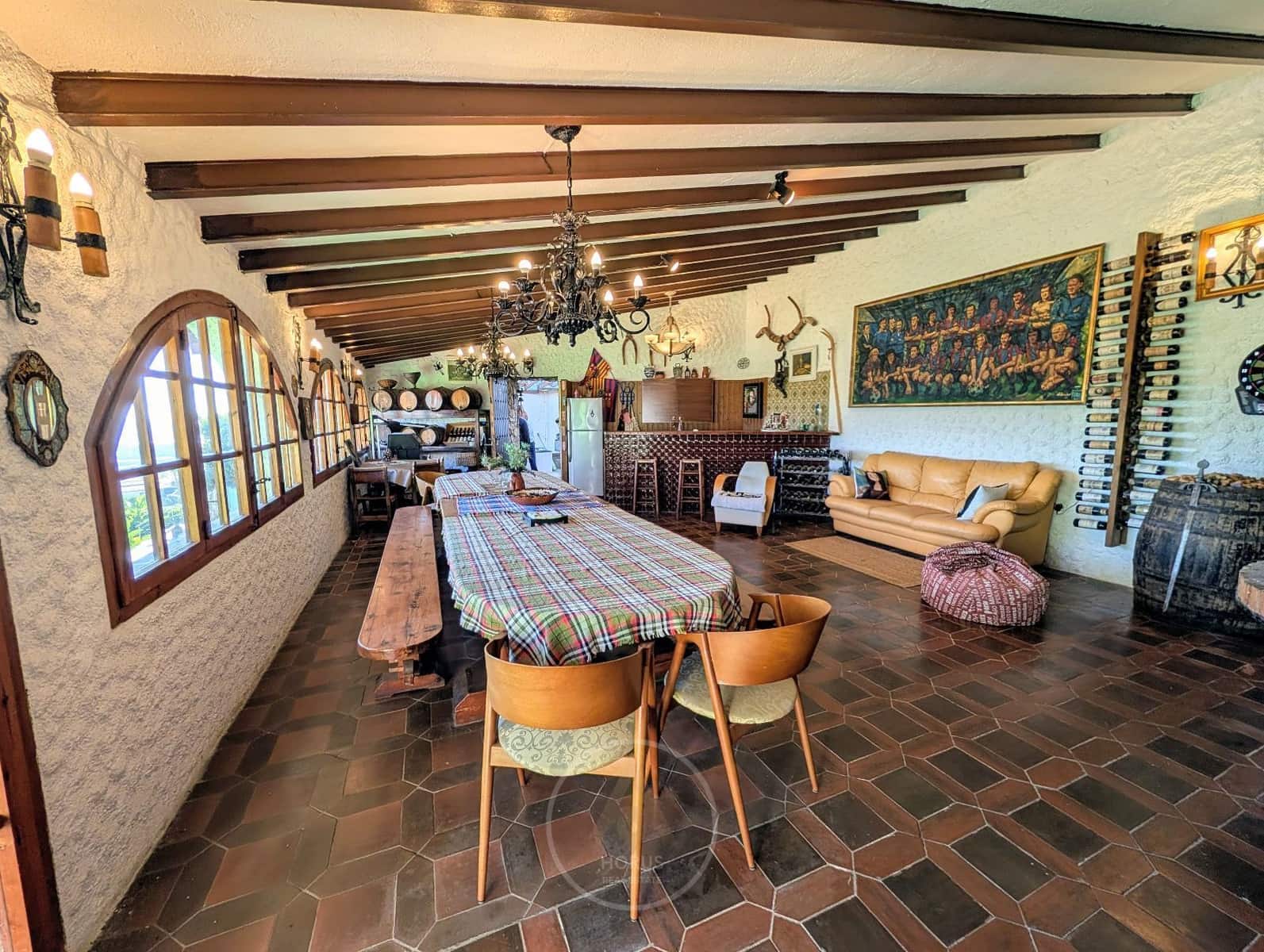 3 slaapkamer Flat te koop in Santa Susanna met zwembad garage - € 350.000 (Ref: 9523921)