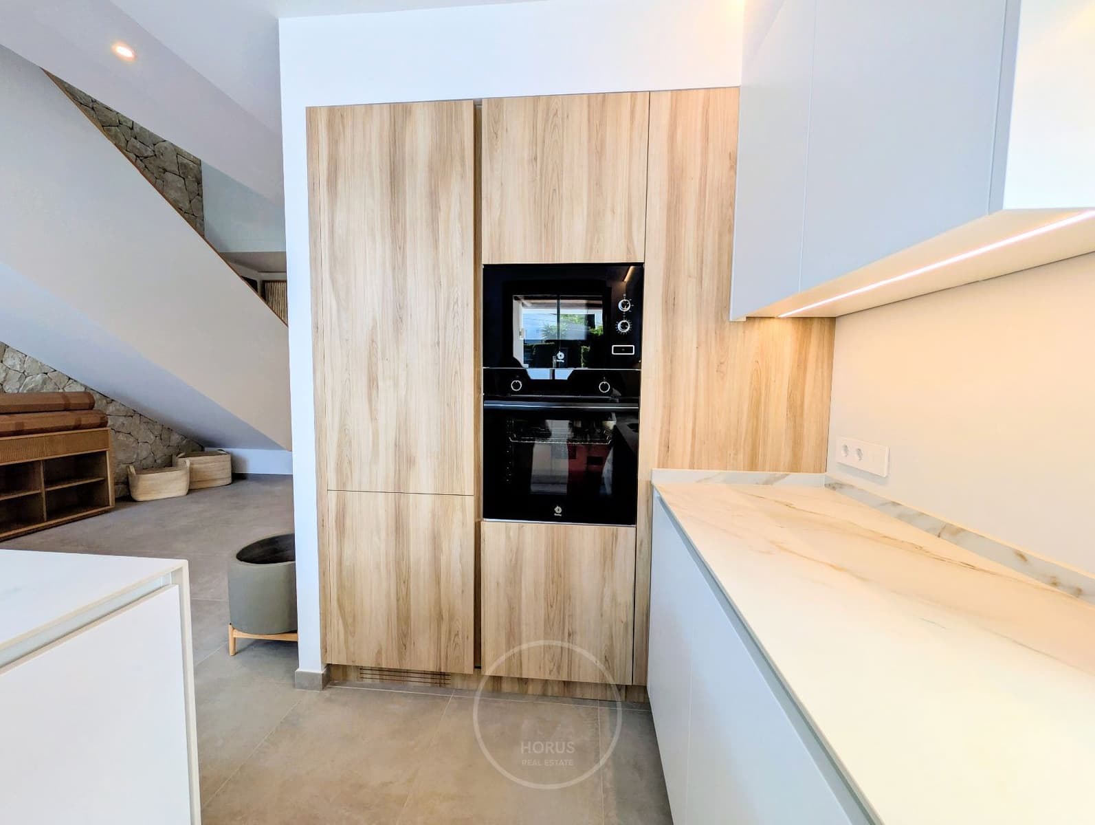 4 bedroom Villa for sale in Alfaz del Pi / L'Alfas del Pi with pool garage - € 875,000 (Ref: 9523922)