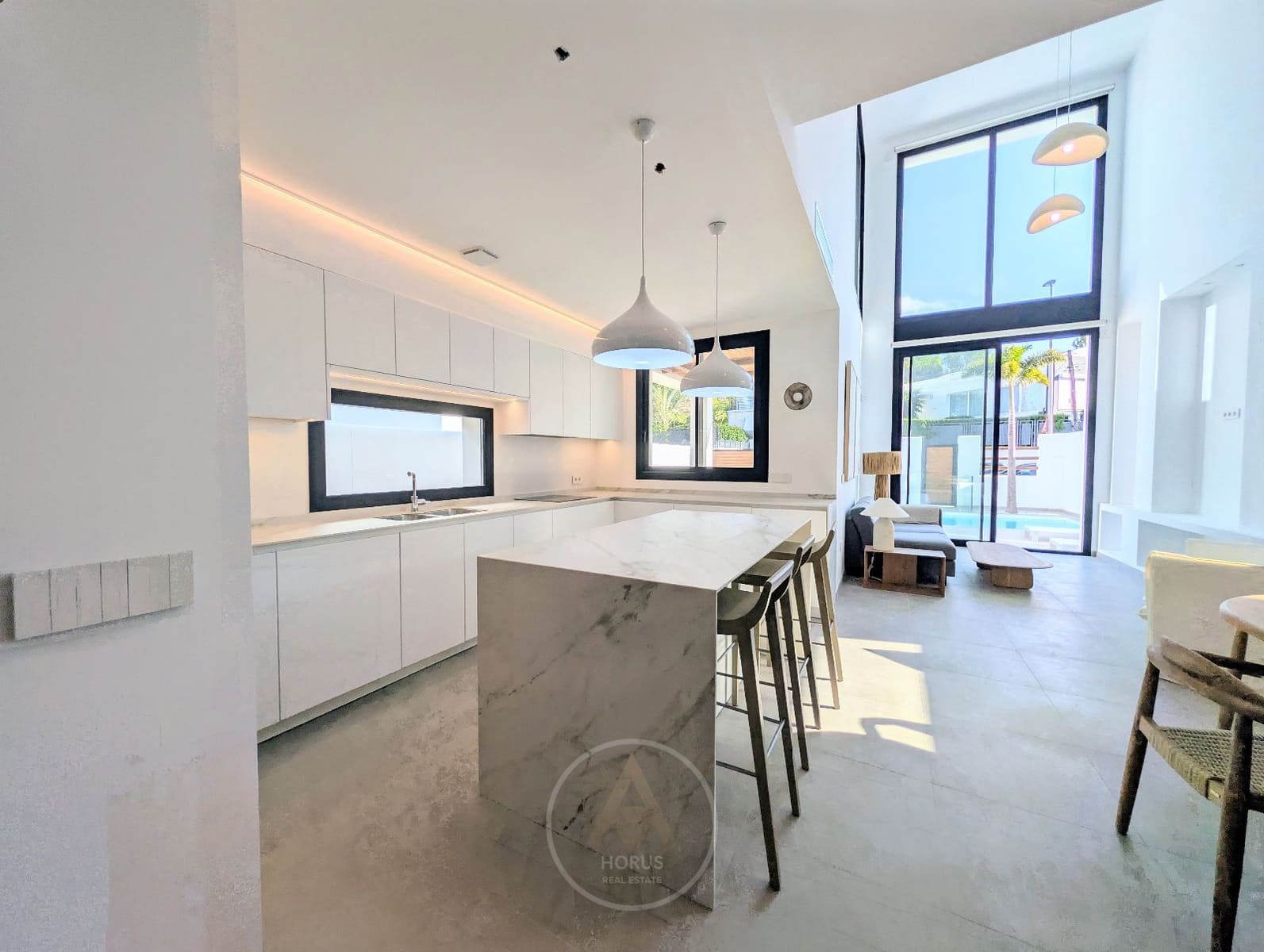 4 bedroom Villa for sale in Alfaz del Pi / L'Alfas del Pi with pool garage - € 875,000 (Ref: 9523922)