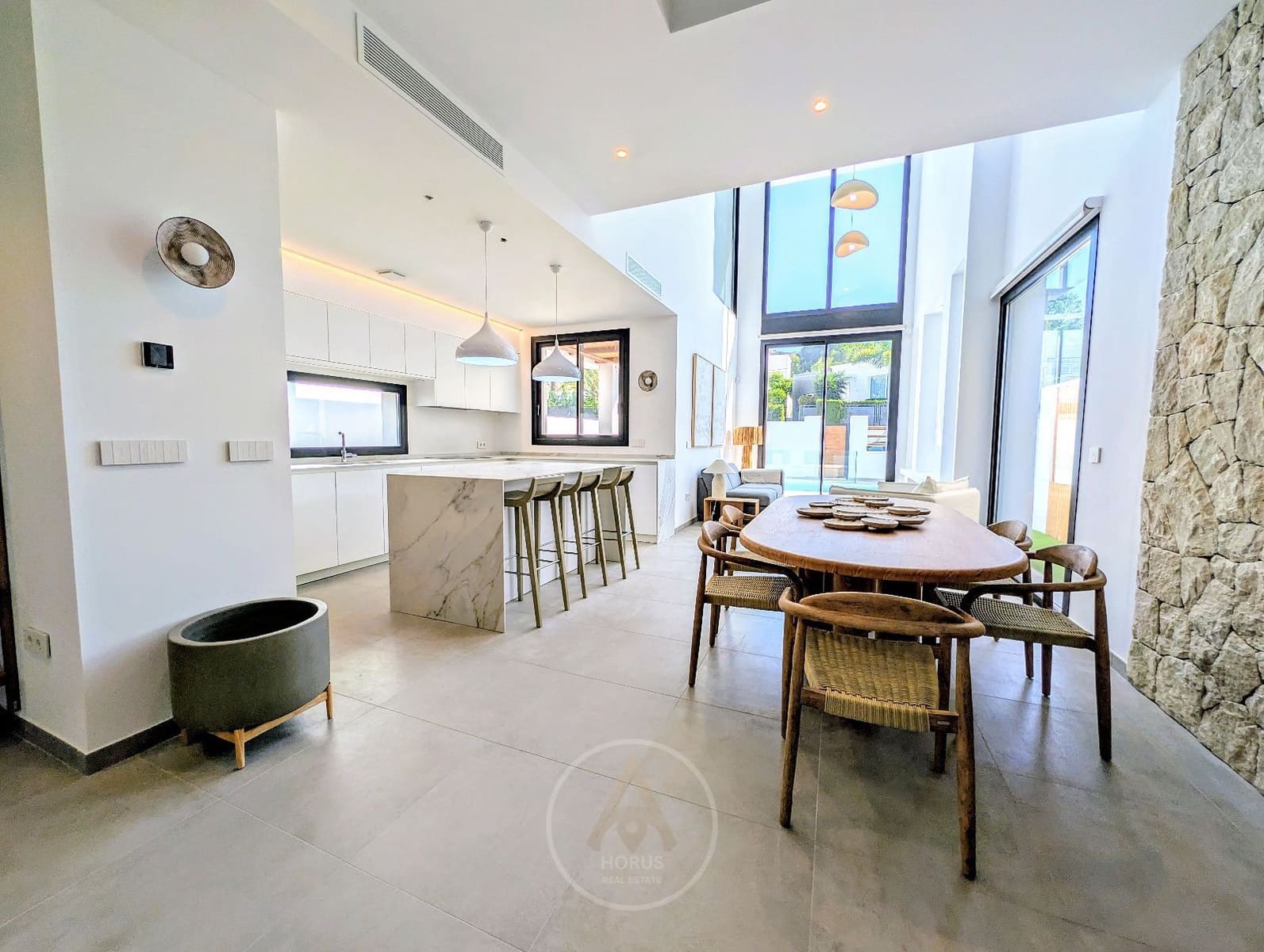 4 bedroom Villa for sale in Alfaz del Pi / L'Alfas del Pi with pool garage - € 875,000 (Ref: 9523922)