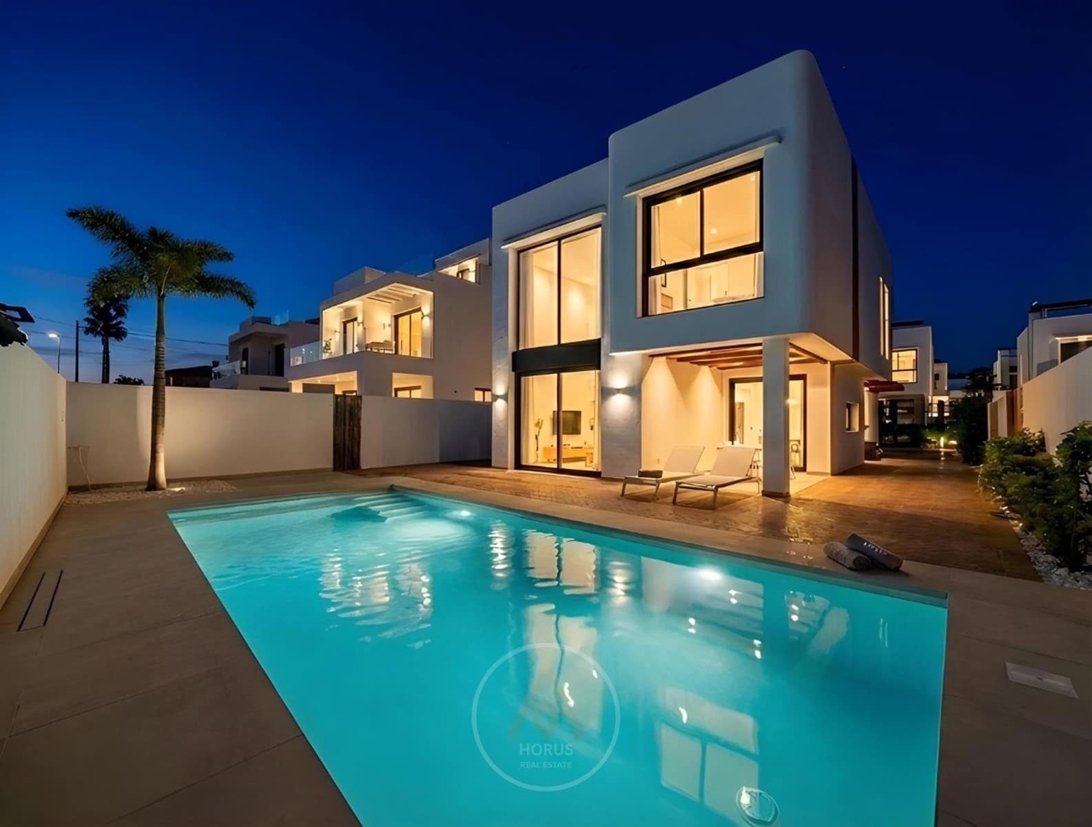 4 bedroom Villa for sale in Alfaz del Pi / L'Alfas del Pi with pool garage - € 875,000 (Ref: 9523922)