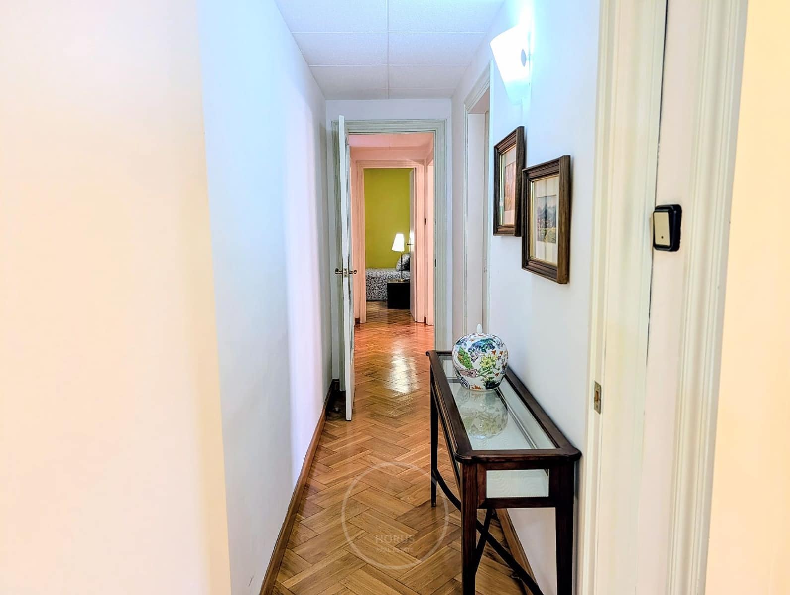 3 soveværelse Lejlighed til salg i Barcelona by - € 808.000 (Ref: 9563956)