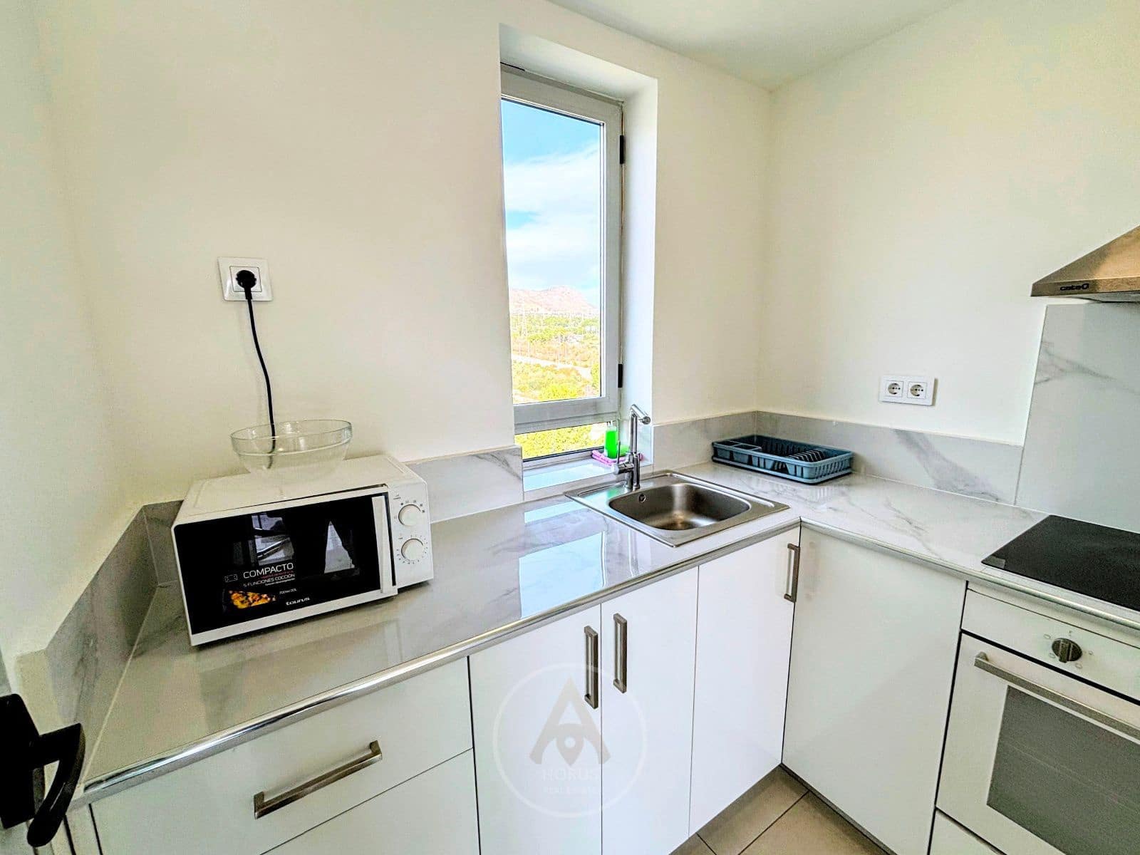 2 soveværelse Lejlighed til salg i Benidorm med swimmingpool garage - € 275.000 (Ref: 9564175)