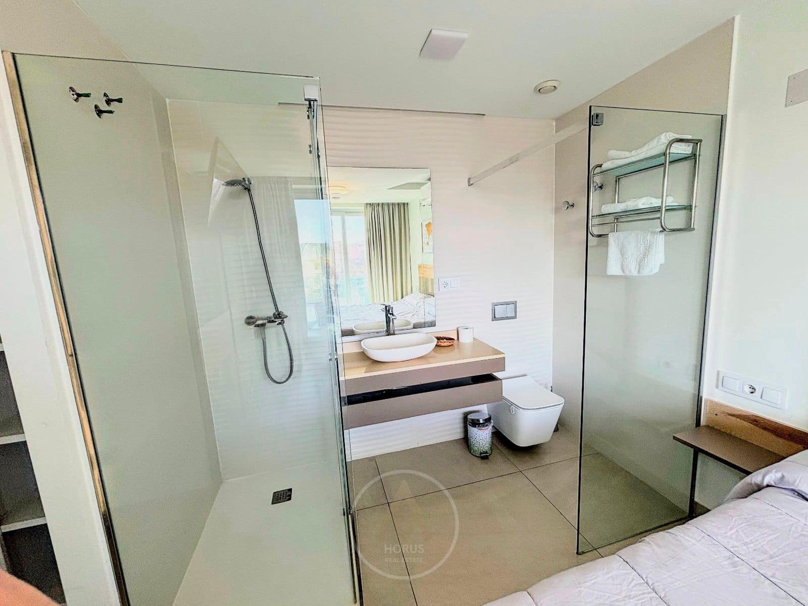 2 soveværelse Lejlighed til salg i Benidorm med swimmingpool garage - € 275.000 (Ref: 9564175)