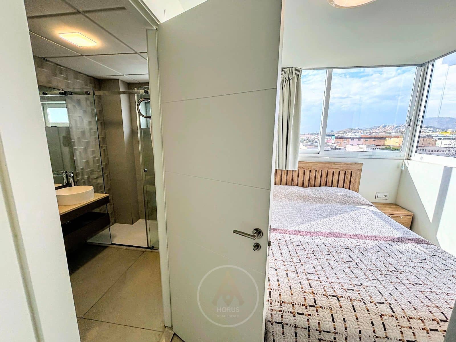 2 soveværelse Lejlighed til salg i Benidorm med swimmingpool garage - € 275.000 (Ref: 9564175)