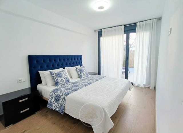 3 slaapkamer Flat te huur in Platja Vila Joiosa - Platja de Torres, La Villajoyosa / Vila Joiosa met zwembad garage - € 2.000 (Ref: 9581354)