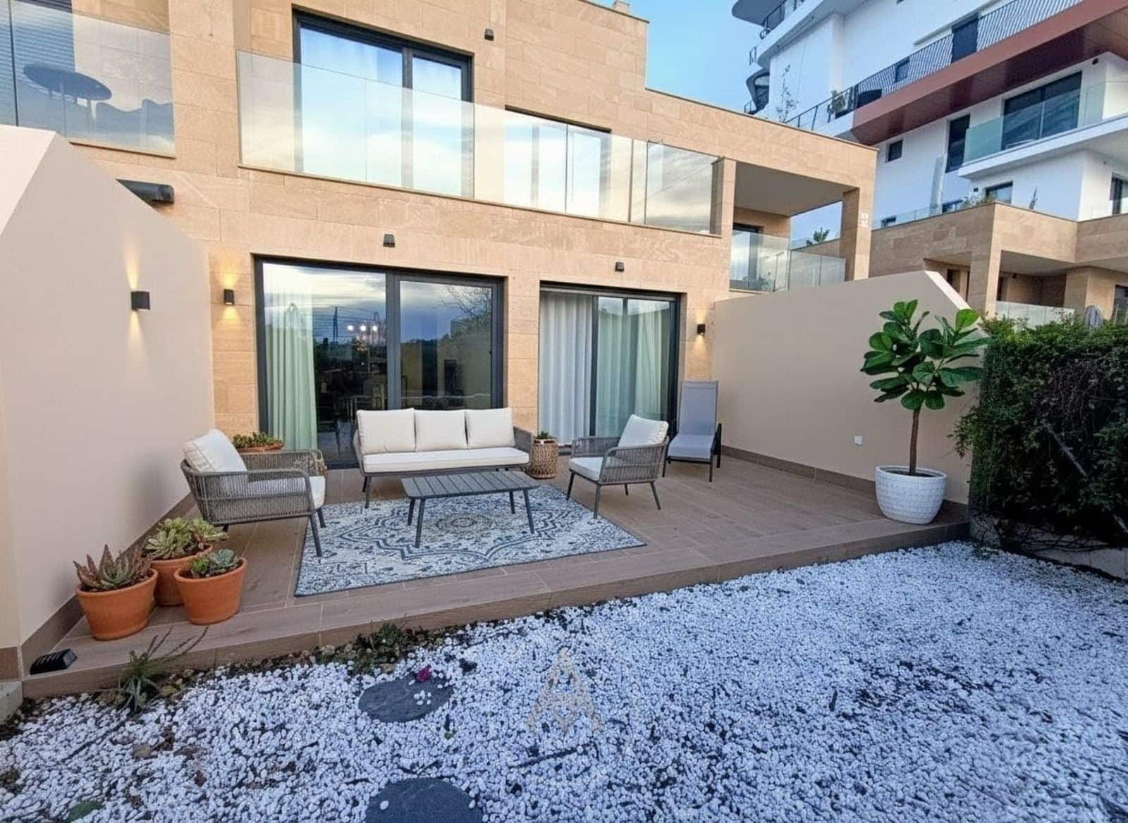 3 slaapkamer Flat te huur in La Villajoyosa / Vila Joiosa met zwembad garage - € 2.000 (Ref: 9581354)