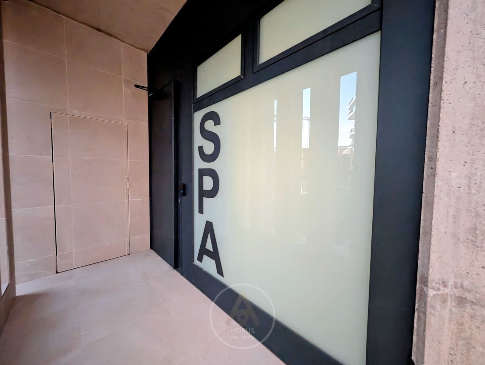 3 slaapkamer Flat te huur in La Villajoyosa / Vila Joiosa met zwembad garage - € 2.000 (Ref: 9581354)