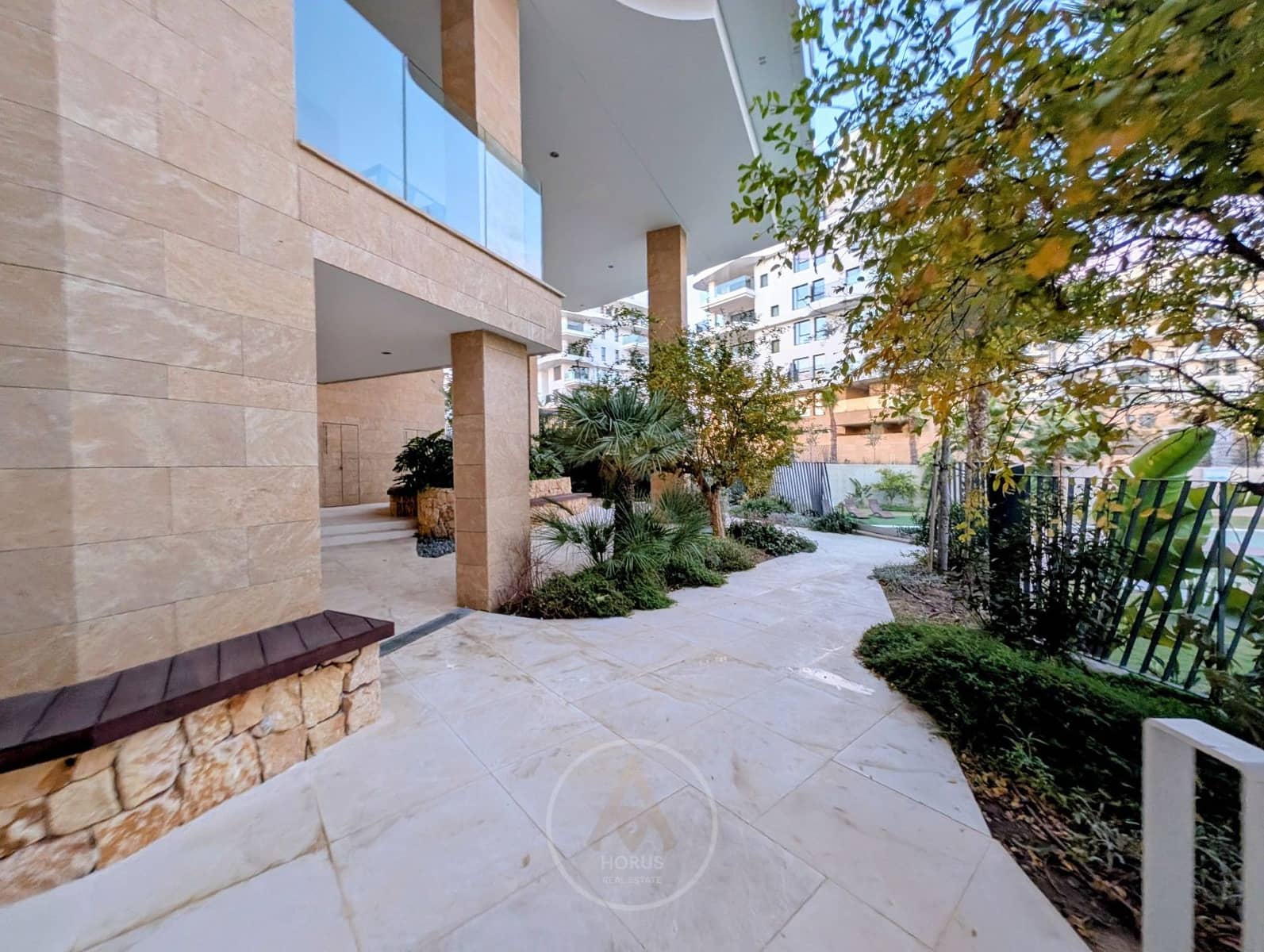 3 slaapkamer Flat te huur in La Villajoyosa / Vila Joiosa met zwembad garage - € 2.000 (Ref: 9581354)