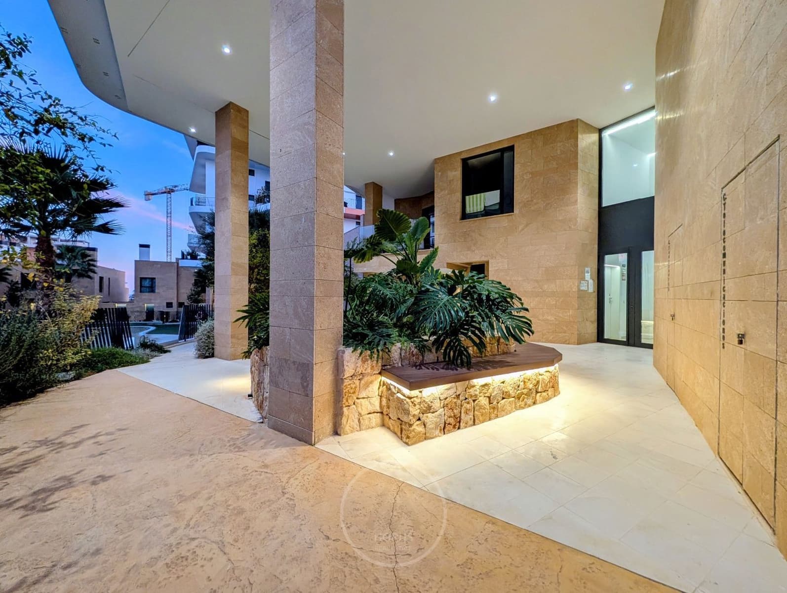 3 slaapkamer Flat te huur in La Villajoyosa / Vila Joiosa met zwembad garage - € 2.000 (Ref: 9581354)