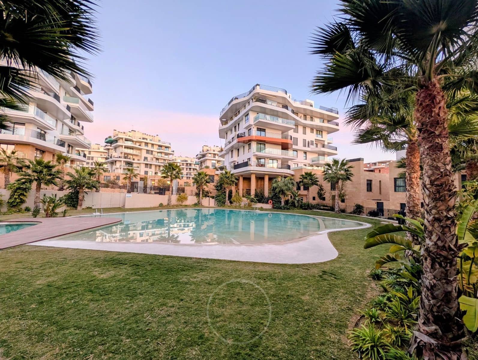 3 slaapkamer Flat te huur in La Villajoyosa / Vila Joiosa met zwembad garage - € 2.000 (Ref: 9581354)