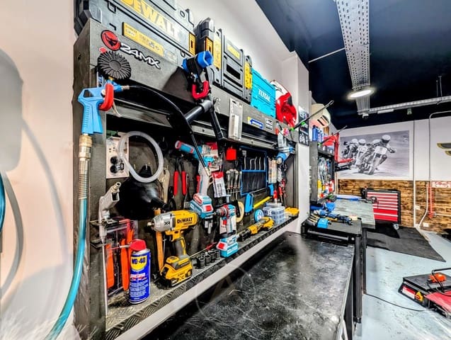 Comercial para arrendar em Sant Vicenç de Montalt - 1 000 € (Ref: 9590347)