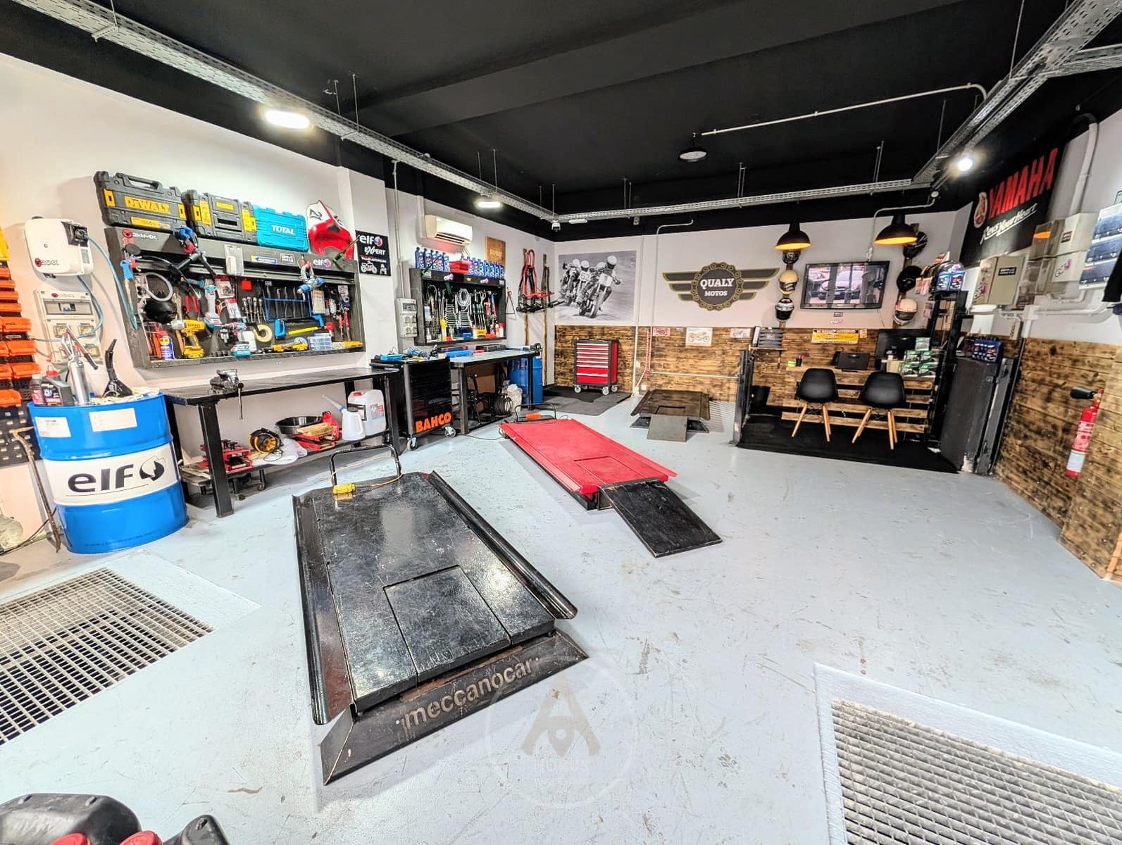 Comercial para arrendar em Sant Vicenc de Montalt - 1 000 € (Ref: 9590347)