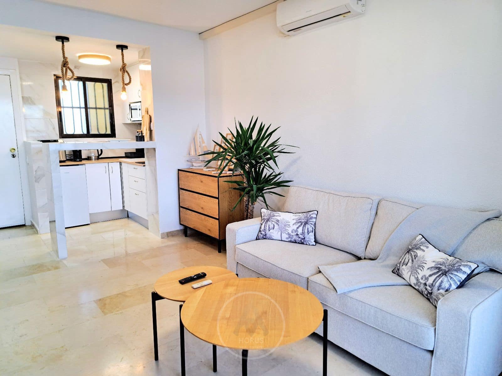 1 makuuhuone Asunto vuokrattavana paikassa Benidorm mukana uima-altaan 
autotalli - 1 200 € (Ref: 9631432)