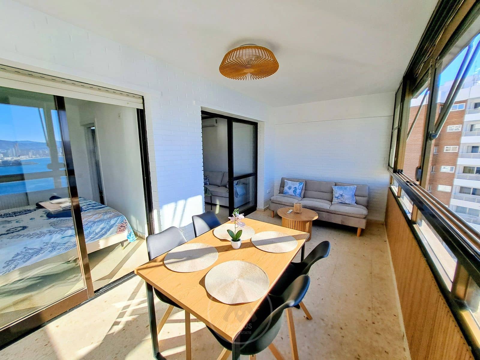 1 makuuhuone Asunto vuokrattavana paikassa Benidorm mukana uima-altaan 
autotalli - 1 200 € (Ref: 9631432)