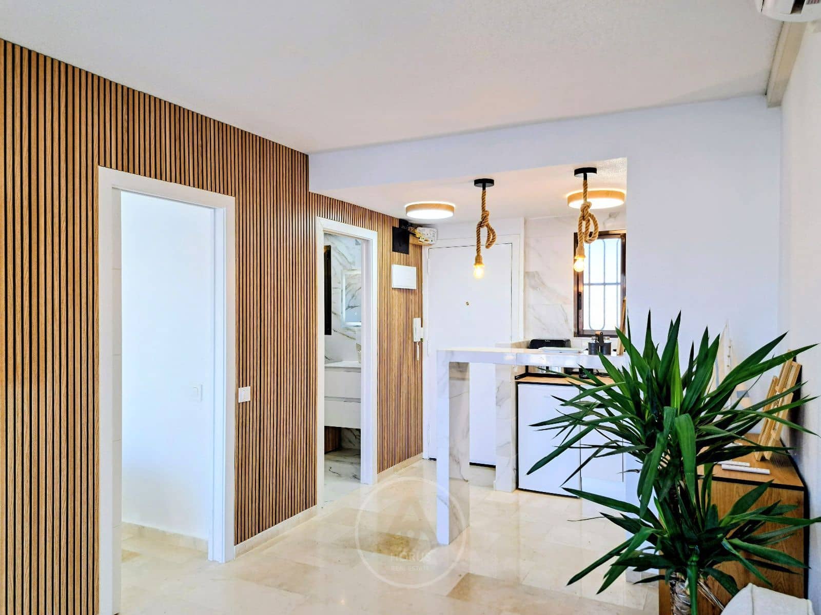 1 makuuhuone Asunto vuokrattavana paikassa Benidorm mukana uima-altaan 
autotalli - 1 200 € (Ref: 9631432)