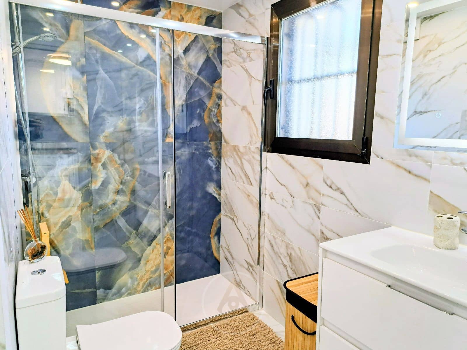 1 makuuhuone Asunto vuokrattavana paikassa Benidorm mukana uima-altaan 
autotalli - 1 200 € (Ref: 9631432)